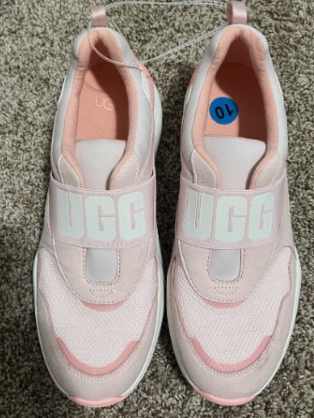 NWOB UGG LA Flex Slip On Trainer Sneakers Womens Size 10 Pink/white